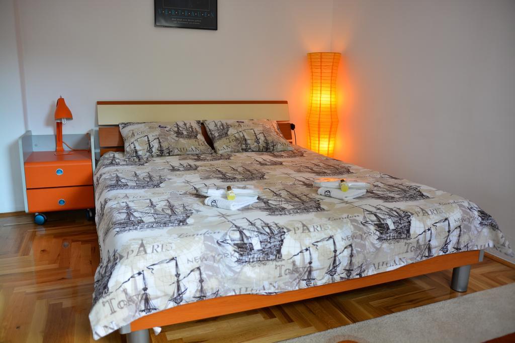 Apartment Mirela Сараево Экстерьер фото