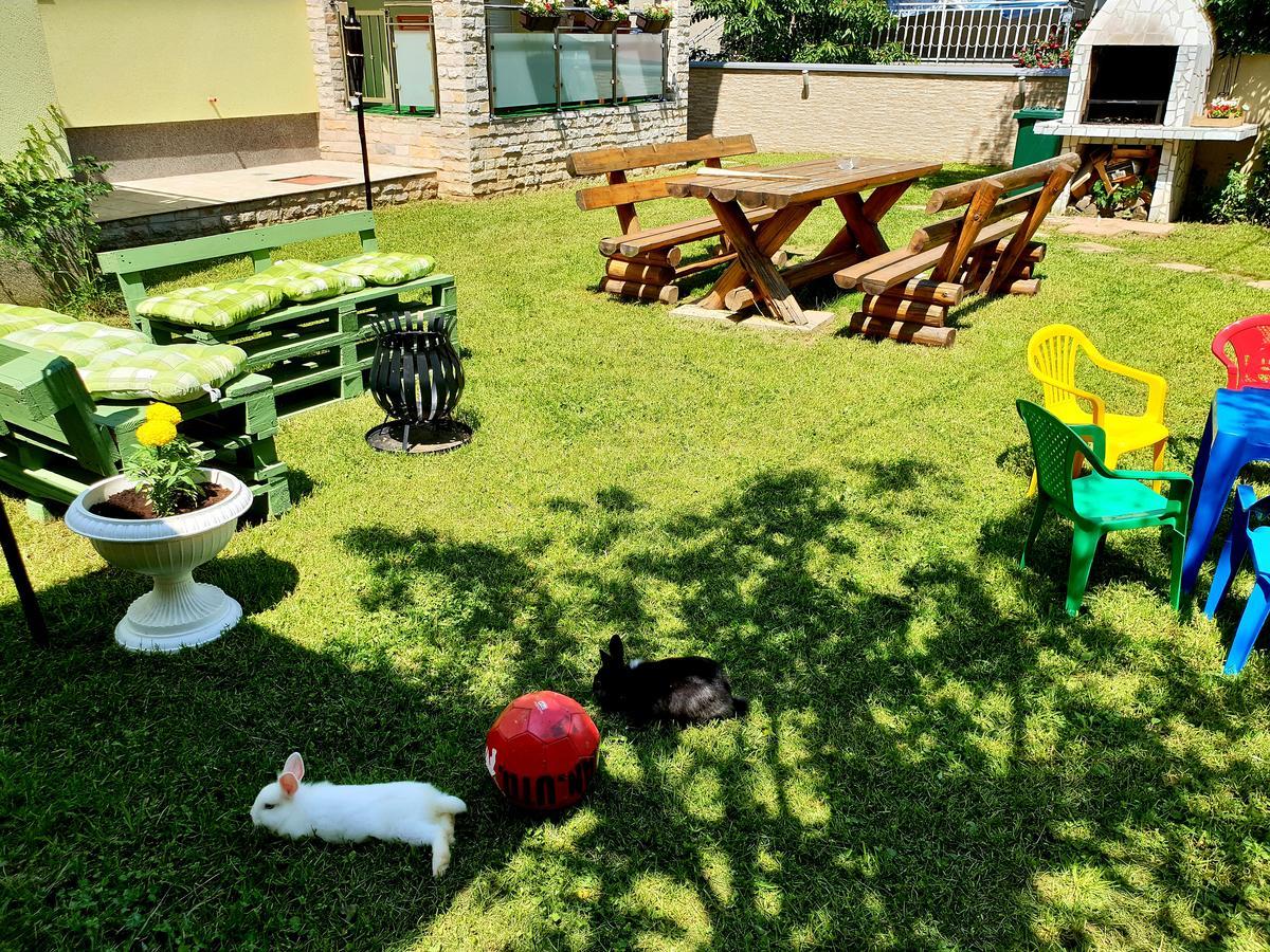 Apartment Mirela Сараево Экстерьер фото